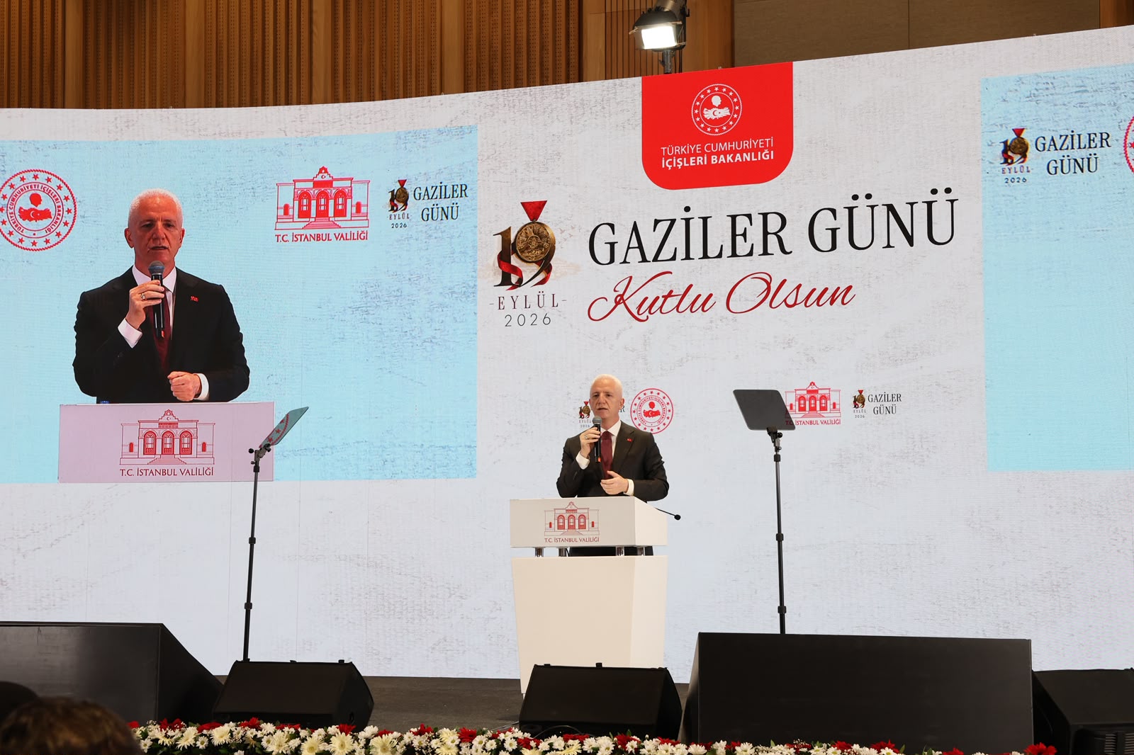 Kahramanlarımızla Aynı Sofrada, Aynı Gönülde