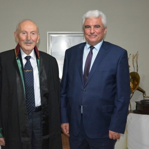 Asırlık Gazimiz Cübbe Giydi - fotoğraf 1