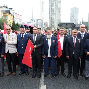 Gazilerimizle Aynı Yolda, Aynı Gururla - fotoğraf 1