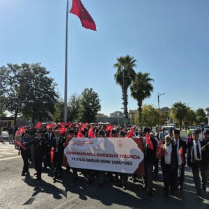 19 Eylül Gaziler Günü kapsamında “Kahramanlarla Kardeşlik Yolunda” Yürüyüşü - fotoğraf 4