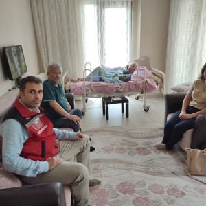 Dünya Alzheimer Günü Vesilesiyle Alzheimer Tanılı Bireylere Ziyaret - fotoğraf 2