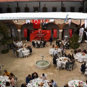 Kahramanlarımızla Aynı Sofrada, Aynı Gururla - fotoğraf 8