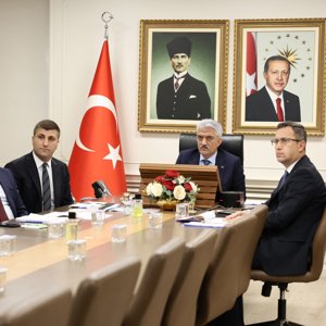 Sosyal Yardım Hizmetlerinin Etkinliğinin Artırılmasına Yönelik Toplantı Gerçekleştirildi. - fotoğraf 1
