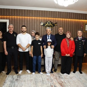 Valimiz Sayın Mehmet MAKAS’tan Gazimiz Kenan ŞENGÜL’e Ziyaret. - fotoğraf 1