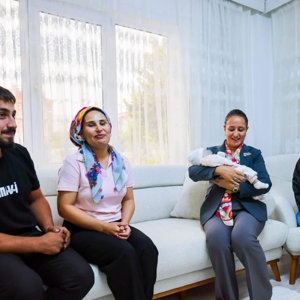Sayın Valimiz Tülay BAYDAR BİLGİHAN, Aile ziyaretleri kapsamında;  Fırat Ailesi, Horzum Ailesi, Akay Ailesini ziyaret etti. - fotoğraf 7
