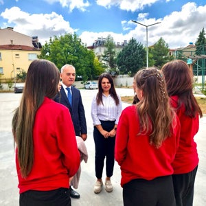 İl Müdürümüz Mustafa ÇAKIR , İl Müdürlüğümüze bağlı İhtisaslaştırılmış Çocuk Evleri Sitesi Müdürlüğümüze (İÇES) ziyaret gerçekleştirdi. - fotoğraf 1