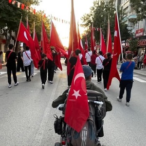 Kahramanlarla Kardeşlik Yolunda 19 Eylül Gaziler Günü Yürüyüşü - fotoğraf 10