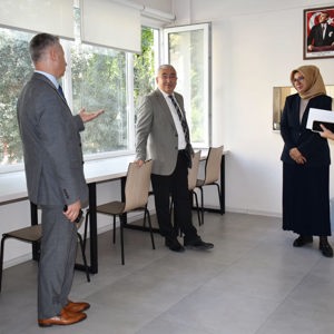 İl Müdürümüz Faruk Uysal, Özne Çocuk Yaşam Merkezi’nde Hazırlıkları Yerinde İnceledi - fotoğraf 3