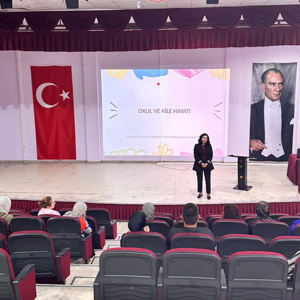 Pelitli Şehit Kadir Tuncel İlkokulu Velilerine Yönelik "Okul ve Aile Hayatı" Eğitimi Gerçekleştirildi - fotoğraf 1