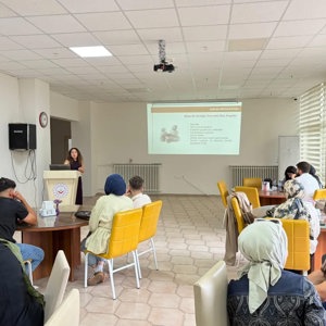 İl Müdürlüğümüz personeli Psikolog Gülay Bodur ve Psikolog Sanem Yıldız tarafından, *Evlilik Kredisi başvurusunda bulunan çiftlere yönelik Evlilik Öncesi Eğitim* gerçekleştirildi. - fotoğraf 1