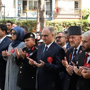 Kahraman Gazilerimizle Şehitlerimizin Kabirlerini Ziyaret Ettik - fotoğraf 1
