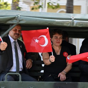 Kahraman Gazilerimizle Şehitlerimizin Kabirlerini Ziyaret Ettik - fotoğraf 5