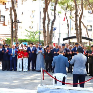 Şehitlerimizin Kabirleri Ziyaret Edildi - fotoğraf 7