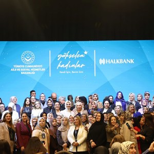 Bakanımız Göktaş, "Yükselen Kadınlar: Kendi İşim, Benim İzim" Programında Konuştu - fotoğraf 6