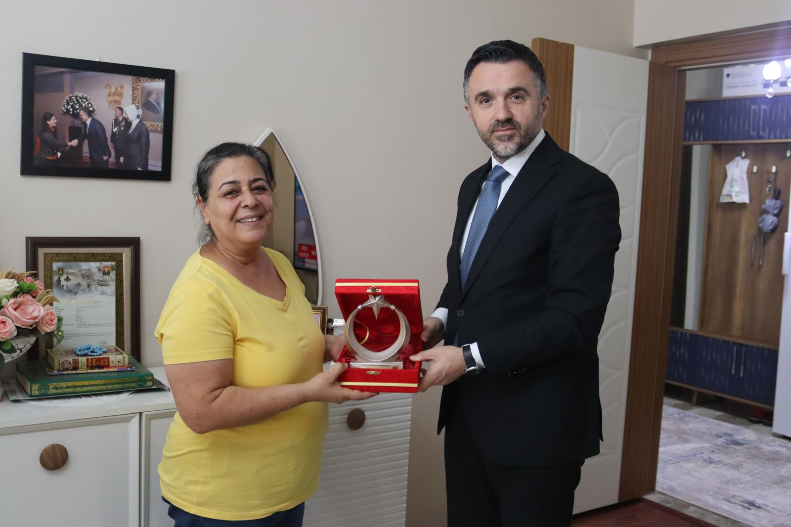 Şehit Ailelerimizin Daima Yanındayız