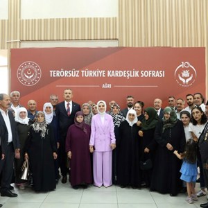 Bakanımız Göktaş, Ağrı'da "Terörsüz Türkiye" Süreciyle İlgili Konuştu - fotoğraf 4