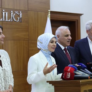 Aile ve Sosyal Hizmetler Bakanımız Göktaş, Diyarbakır'da konuştu - fotoğraf 1