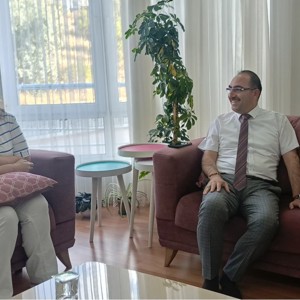 Umut Evlerine Ziyaret - fotoğraf 1