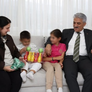 Valimiz Sayın Mehmet Makas, Koruyucu Ailemizi Ziyaret Etti - fotoğraf 2