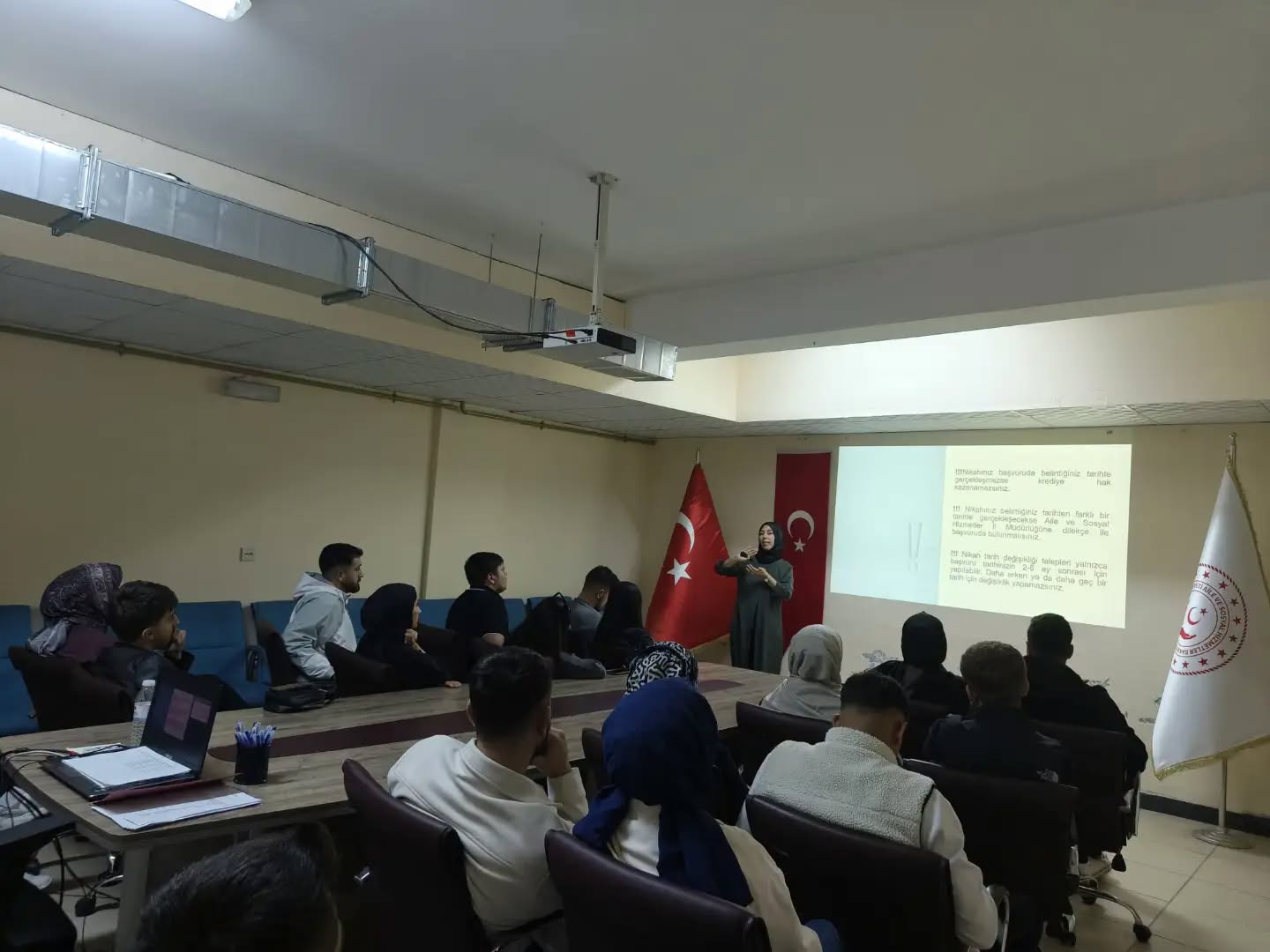 Evliliğe Hazırlıkta Gençlerimizin Yanındayız