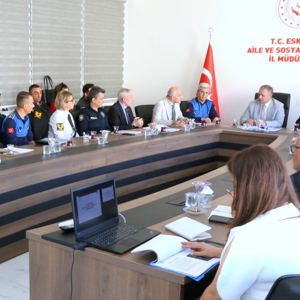 Dilencilikle Mücadele 2026 Yılı Değerlendirme Toplantısı Gerçekleştirildi - fotoğraf 8