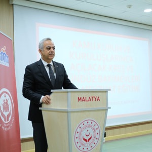 Çocuk Hizmetleri Birimimiz tarafından kamu kurum ve kuruluşlarının temsilcilerine yönelik  kreş ve gündüz bakımevi açılması ile ilgili dikkat edilecek hususlar hakkında bilgilendirme eğitimi verildi.  - fotoğraf 6