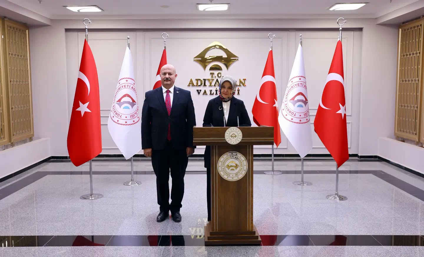 Bakan Yardımcımız Sayın Leman Yenigün, Adıyaman Valimiz Sayın Abdullah Küçük’ü Ziyaret Etti - fotoğraf 3