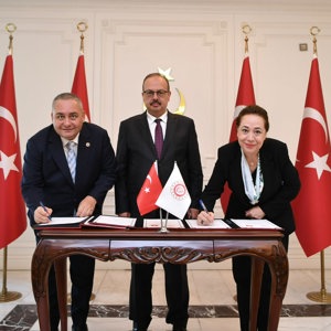 Engelsiz Yaşam ve Yaşlı Bakım Rehabilitasyon Merkezleri İçin Protokol İmzalandı - fotoğraf 1