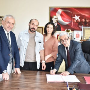 Bir Çocuğumuza Daha Sevgi Dolu Bir Yuva - fotoğraf 2