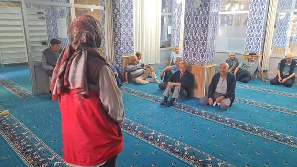 Yaşlılarımız Dijital Dünyada Daha Güçlü!