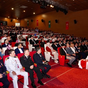 Şükranla, Minnetle, Daima - fotoğraf 1