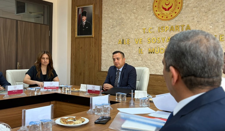 İl Müdürümüz Selim Köse başkanlığında Kuruluş Müdürleri Toplantısı gerçekleştirildi.