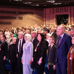 Cumhurbaşkanı Erdoğan ve Bakanımız Göktaş Şehit Yakınları, Gazi ve Gazi Yakınlarımızın Kamu Kurumlarına Yerleştirilmesi Kura Töreni’ne katıldı - fotoğraf 7