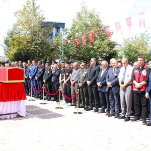 Şehit Tank Uzman Çavuş Coşkun SEVİM Son Yolculuğuna Uğurlandı - fotoğraf 2