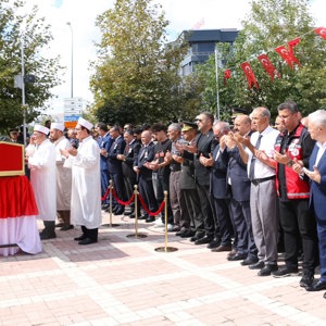 Şehit Tank Uzman Çavuş Coşkun SEVİM Son Yolculuğuna Uğurlandı - fotoğraf 1