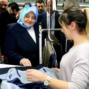 Bakan Selçuk: "Aktif İşgücü Programları ve Mesleki Eğitim Kurslarından Yararlananların Sayısı Geçen Yıla Oranla Yüzde 40 Artarak 33 Bin 30' a Ulaştı" - fotoğraf 2