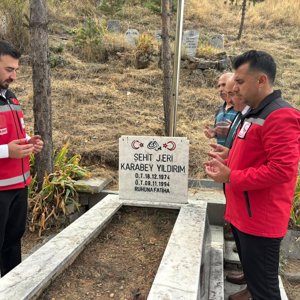 Şehidimiz Jandarma Erbaş Karabey Yıldırım’ın Ailesine Taziye Ziyaretinde Bulunduk. - fotoğraf 2