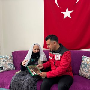 Şehidimiz Er İbrahim Genç’in Annesi Seher Genç’i Ziyaret Ettik. - fotoğraf 2
