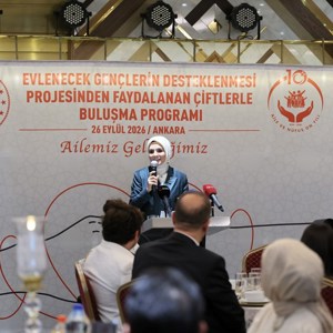 Bakanımız Göktaş, Evlenecek Gençlerin Desteklenmesi Projesi'nden yararlanan çiftlerle buluştu - fotoğraf 6