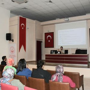 Çocuk ve Ergenlerle Etkili İletişim ve Sınır Koyma Eğitimi Gerçekleştirildi - fotoğraf 1