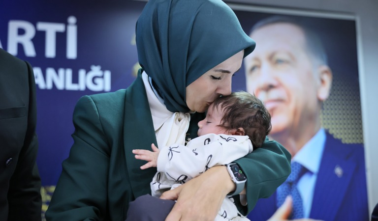 Eylül ayı doğum yardımı ödemeleri hesaplara yatırıldı