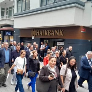 İl Müdürümüz Sn. Can Kayhan Özok, Ahilik Haftası etkinlikleri kapsamında Sinop Ticaret İl Müdürlüğü tarafından düzenlenen kortej yürüyüşü ve kutlama törenine katılım sağladı. - fotoğraf 4