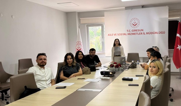 Evlilik Kredisine Başvuran Çiftlere Evlilik Öncesi Eğitim Verildi