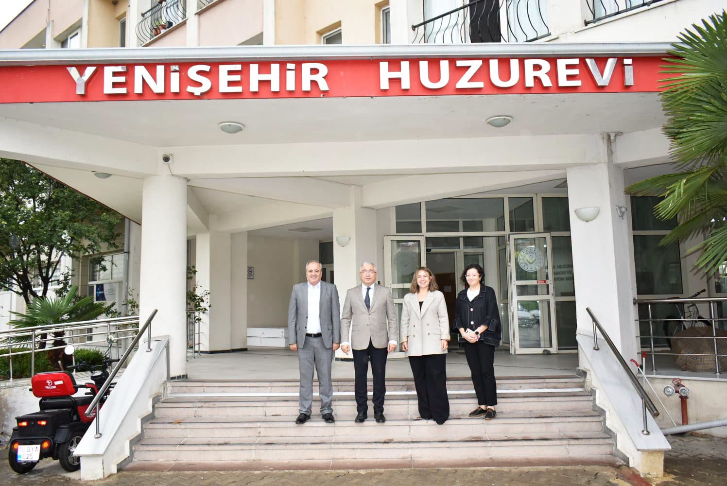 İl Müdürümüz Faruk Uysal’dan Çınarlarımıza Anlamlı Ziyaret