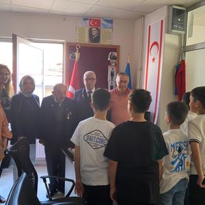 Çocuk Evleri Koordinasyon Merkezi Müdürlüğümüzde Kalan Çocuklarımız, Muharip Gaziler Derneği Başkanı Celil TANGUROĞLU’nu Ziyaret Etti. - fotoğraf 3