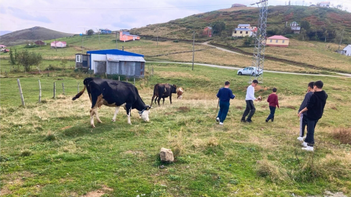 27 Eylül 2026 Pazar Günü Trabzon’un Düzköy İlçesine Bağlı Beypınarı Yaylası’na Gezi Düzenlendi.