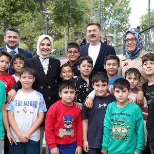 Bakanımız Göktaş, "Türkiye Yüzyılı Buluşmaları" kapsamında Bahçelievler'de muhtarlarla buluştu - fotoğraf 3