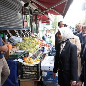 Bakanımız Göktaş, "Türkiye Yüzyılı Buluşmaları" kapsamında Bahçelievler'de muhtarlarla buluştu - fotoğraf 8