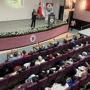 Üniversite Öğrencilerine Yönelik Kadına Yönelik Şiddetle Mücadele Farkındalık Eğitimi Gerçekleştirildi - fotoğraf 1