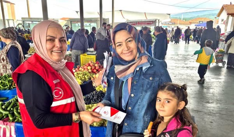 Gölhisar Sosyal Merkezi  Müdürlüğü tarafından Çavdır Pazarı’nda  Bilgilendirme Faaliyeti Gerçekleştirildi